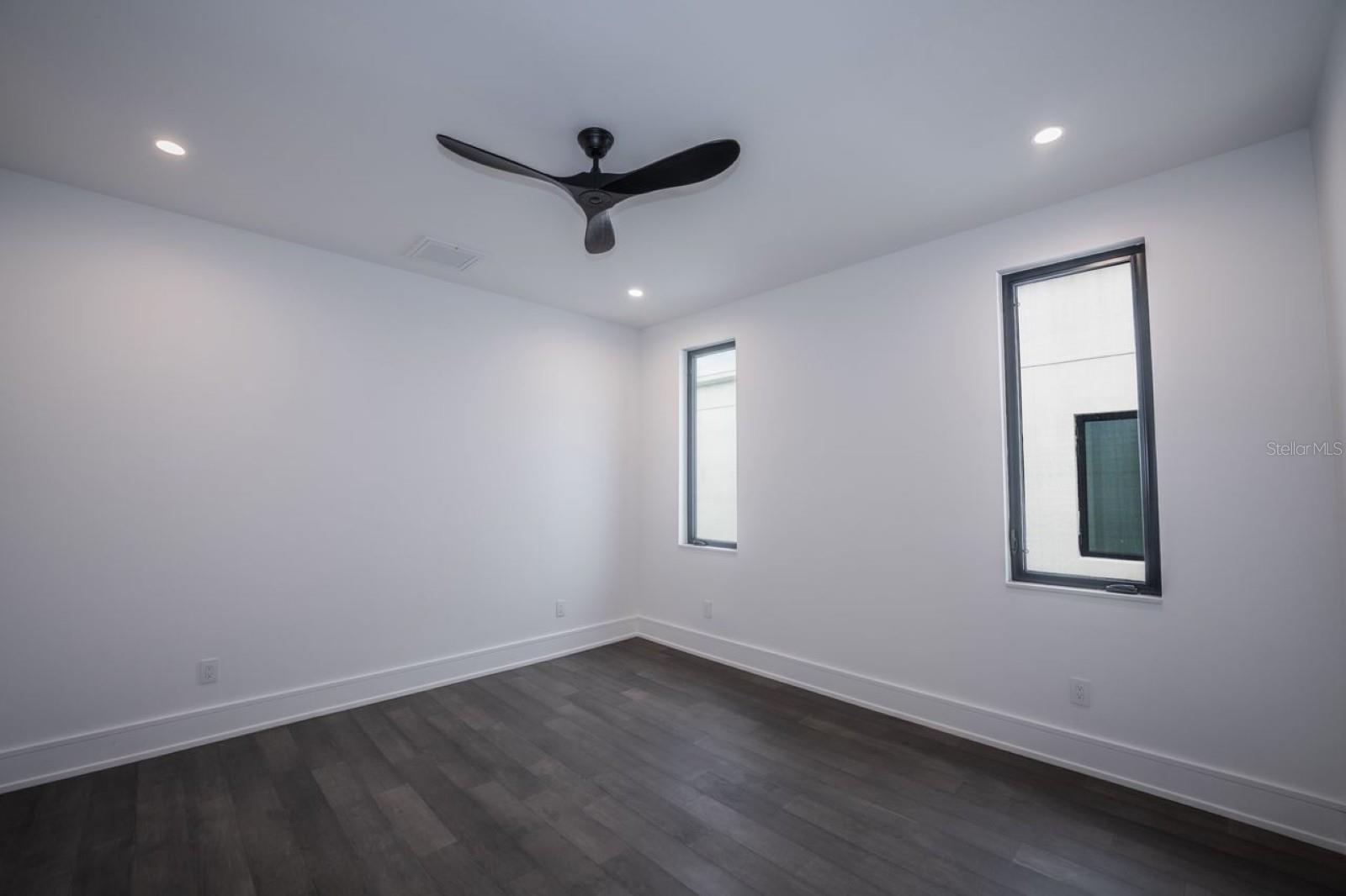 Image 67 of 83 For 3010 Trilby Avenue