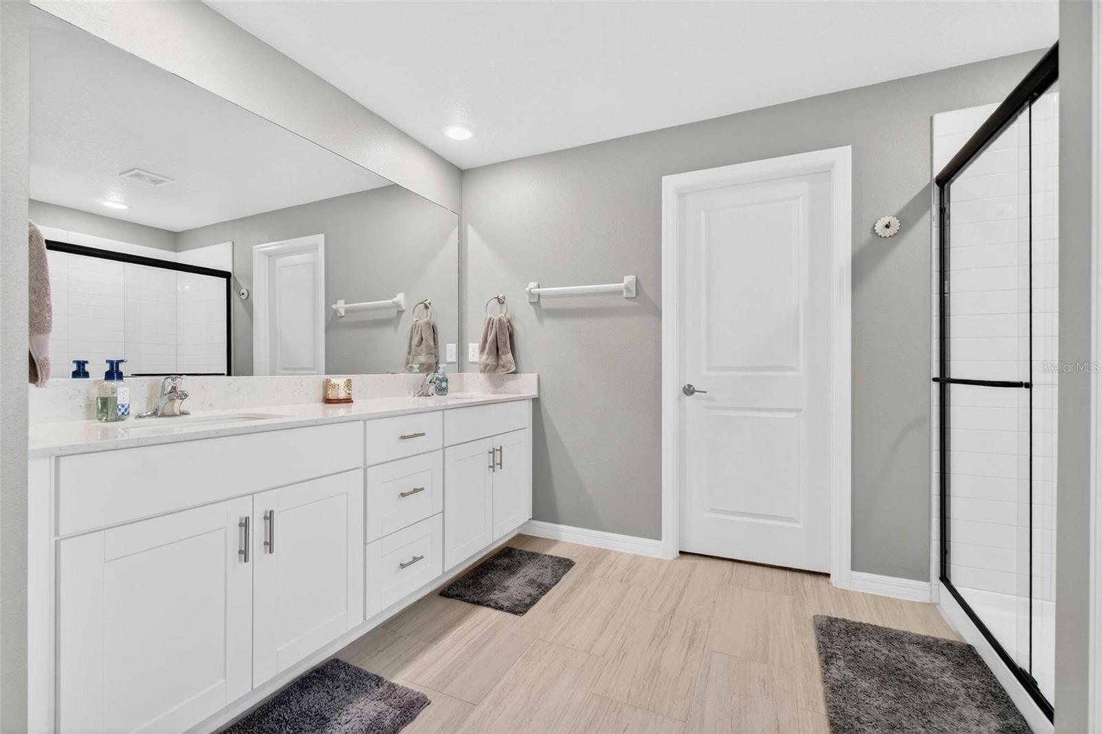 Image 13 of 31 For 12028 Blue Diamond Trail