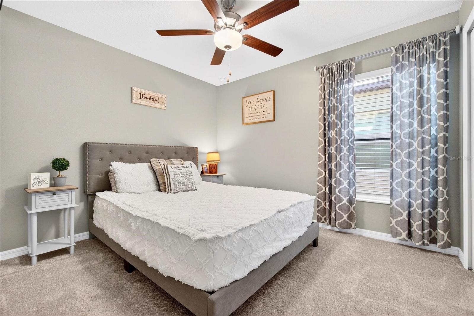 Image 17 of 31 For 12028 Blue Diamond Trail