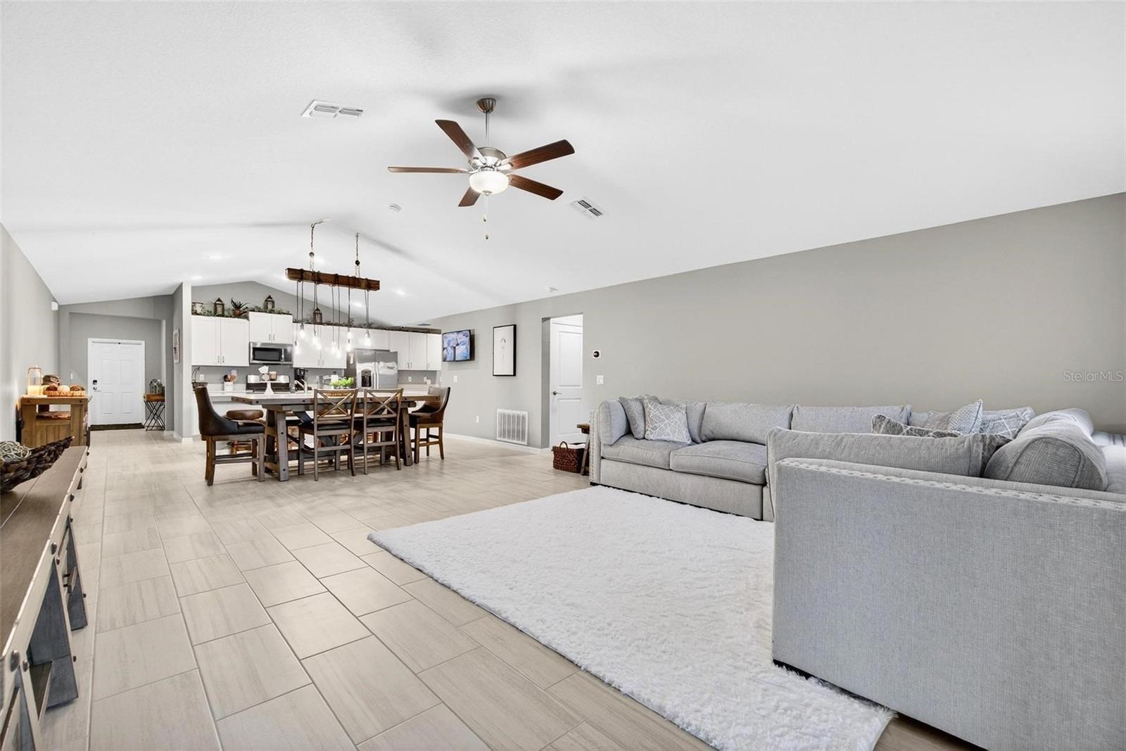 Image 9 of 31 For 12028 Blue Diamond Trail