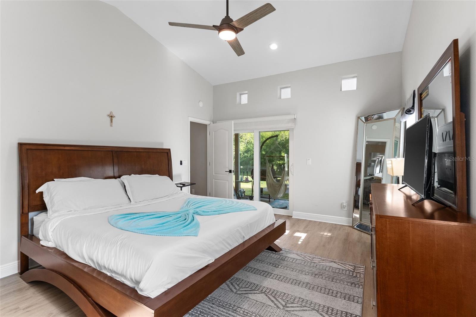 Image 12 of 31 For 9693 58th Street N