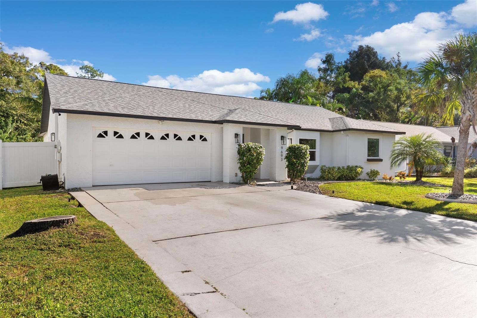 Image 23 of 31 For 9693 58th Street N