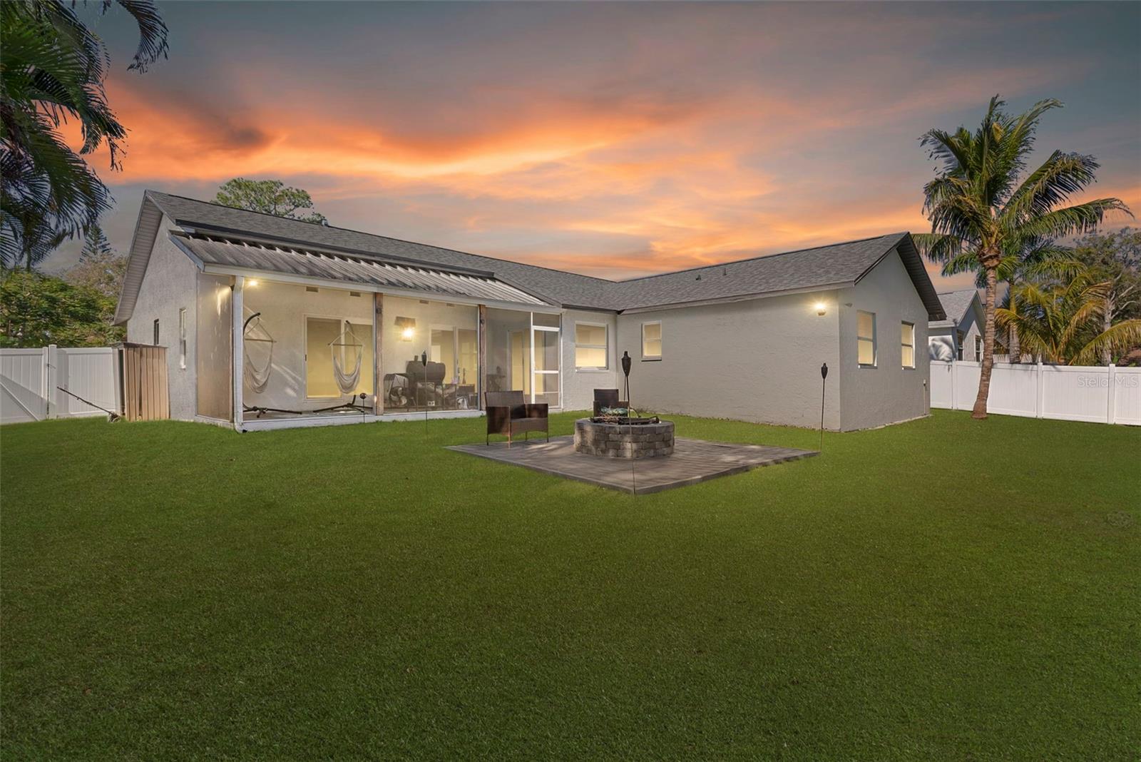 Image 3 of 31 For 9693 58th Street N