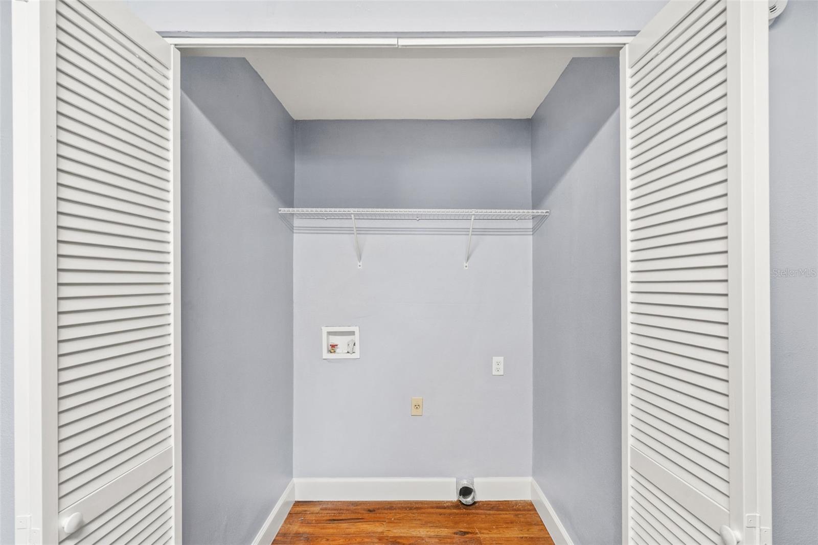 Image 13 of 24 For 2725 Columbus Drive