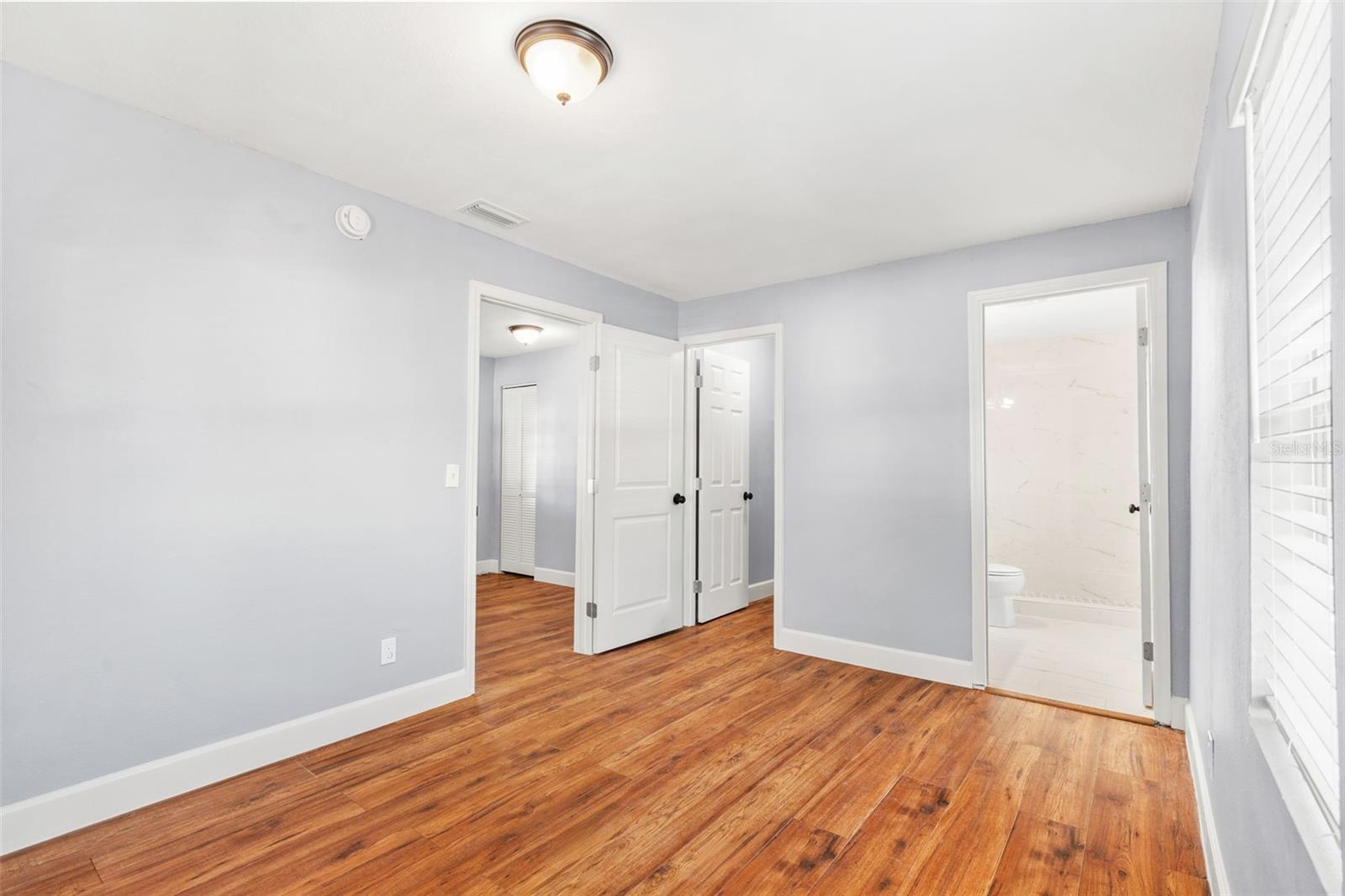 Image 15 of 24 For 2725 Columbus Drive