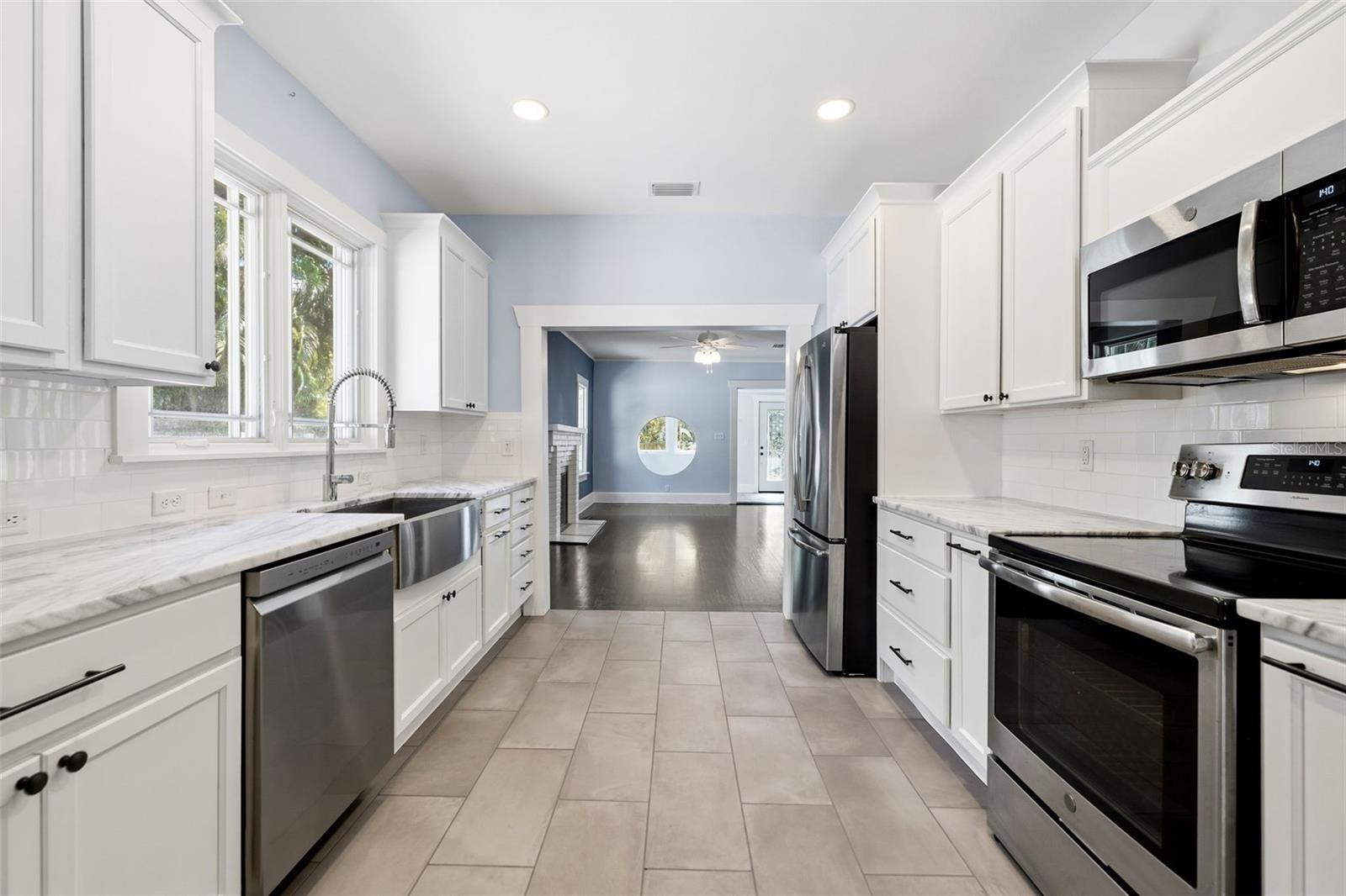 Image 3 of 44 For 313 23rd Avenue N