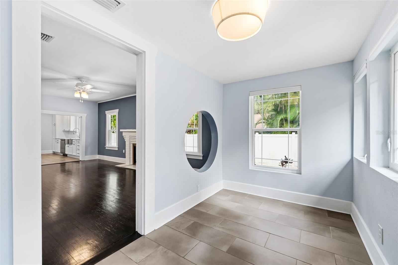 Image 4 of 44 For 313 23rd Avenue N