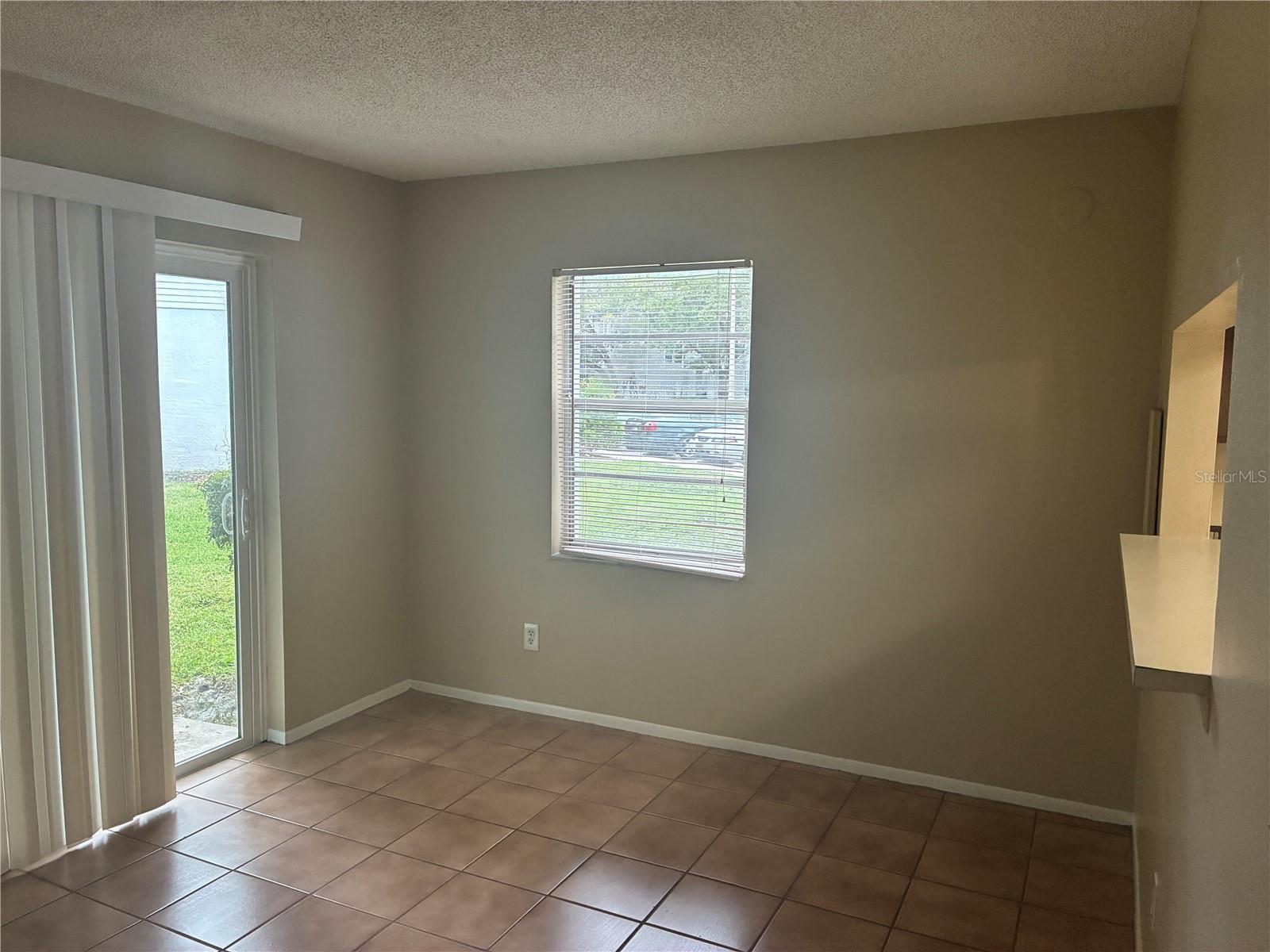 Image 6 of 16 For 7193 E Bank Dr