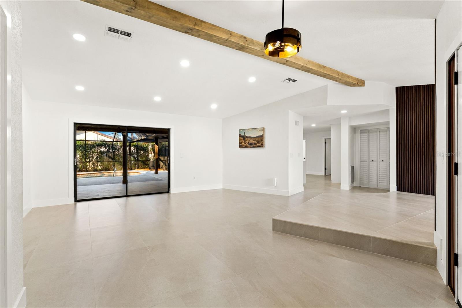 Image 11 of 87 For 8019 River Country Drive