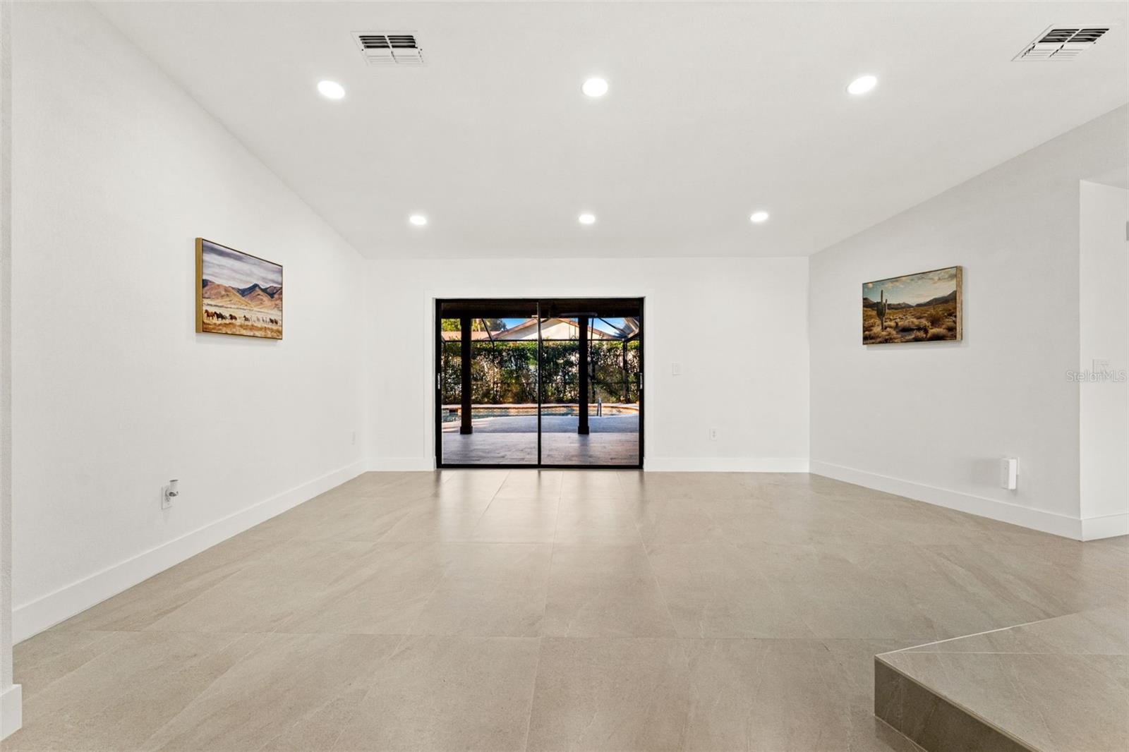 Image 12 of 87 For 8019 River Country Drive