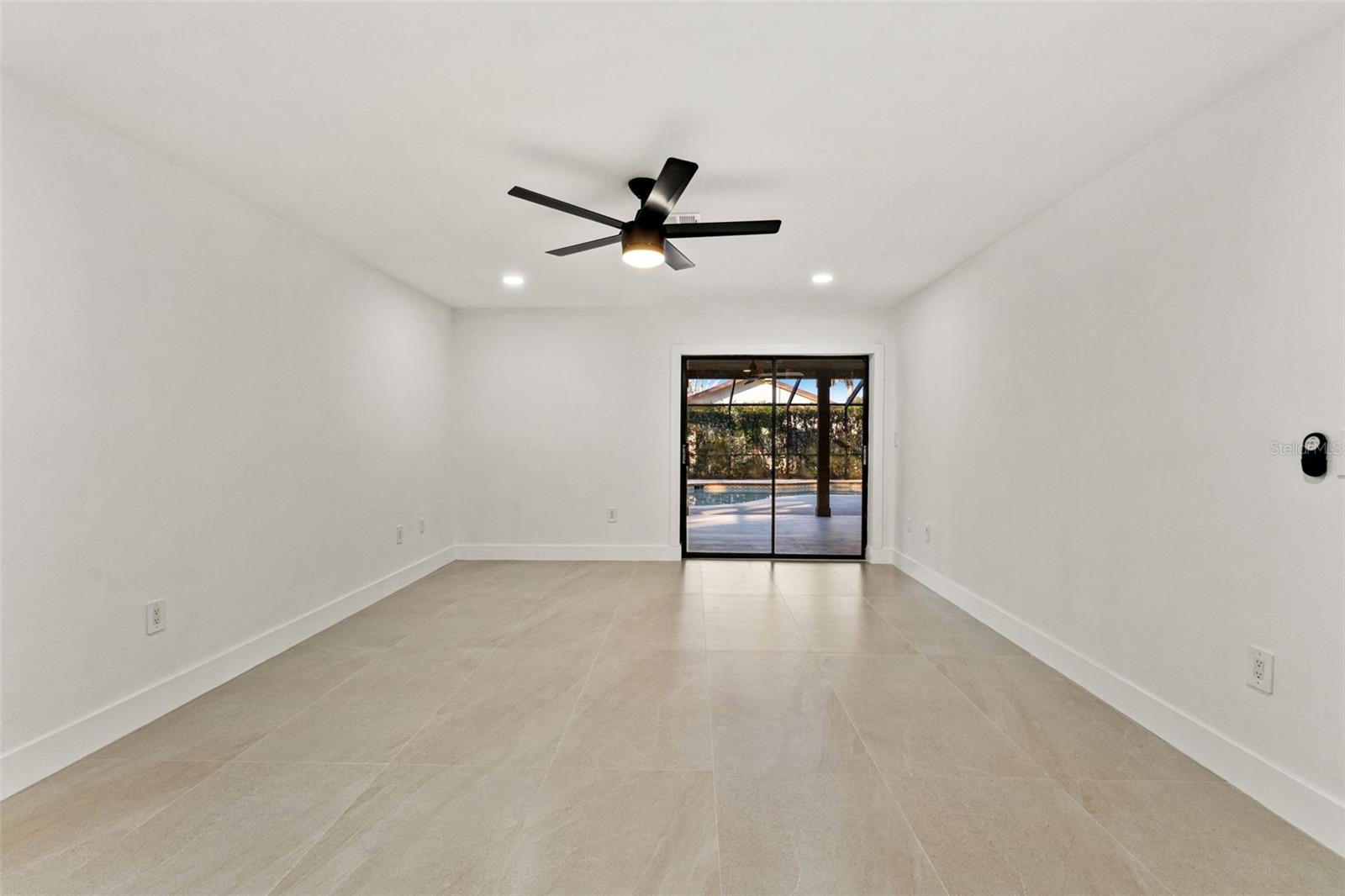 Image 20 of 87 For 8019 River Country Drive