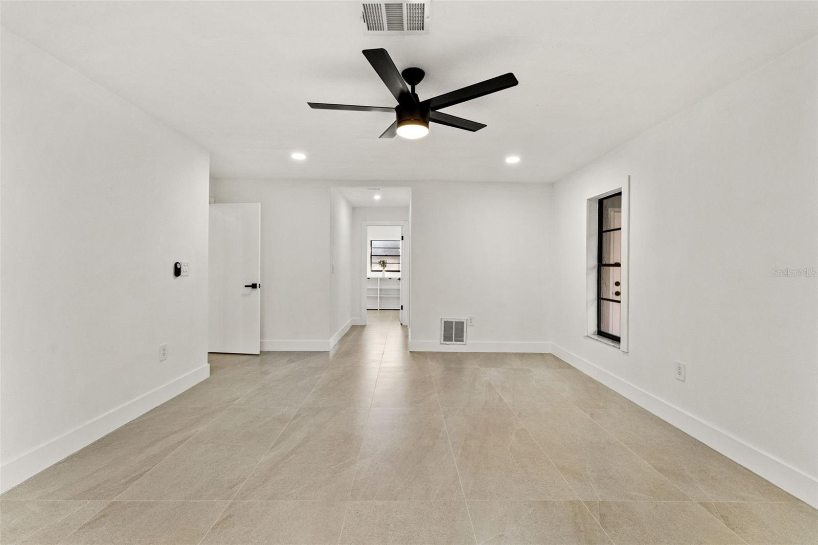 Image 21 of 87 For 8019 River Country Drive