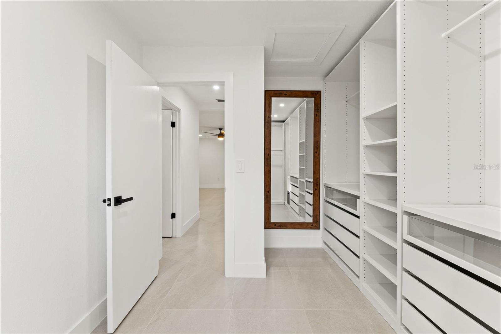 Image 24 of 87 For 8019 River Country Drive