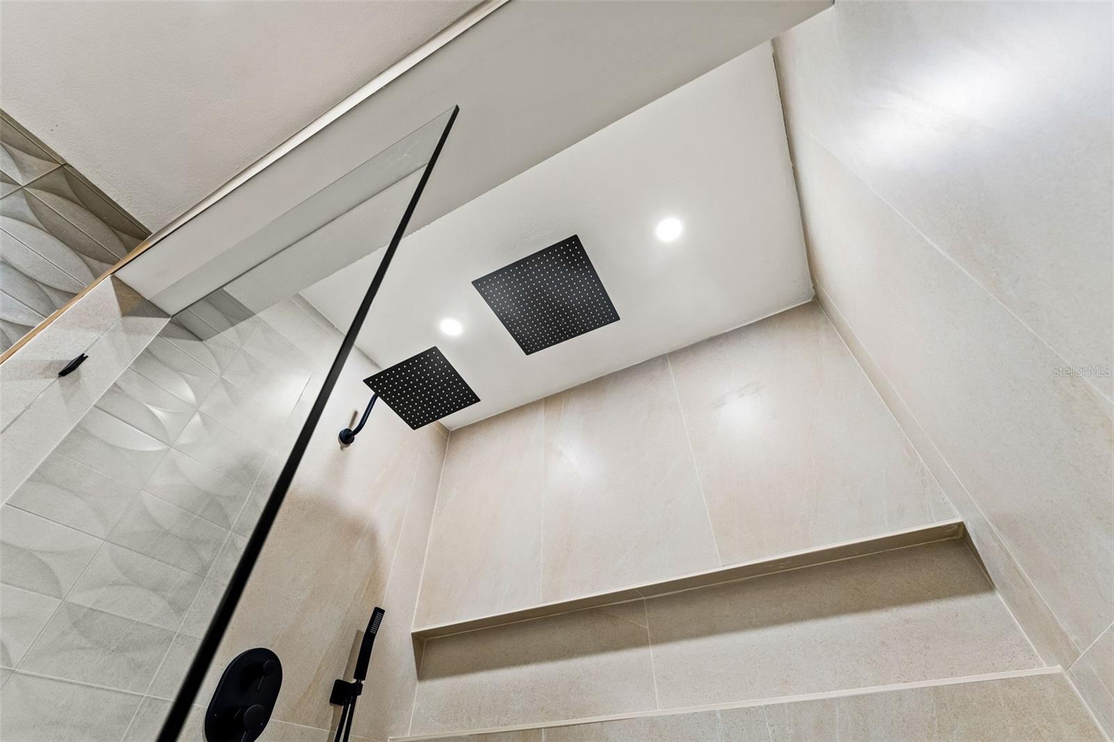 Image 28 of 87 For 8019 River Country Drive