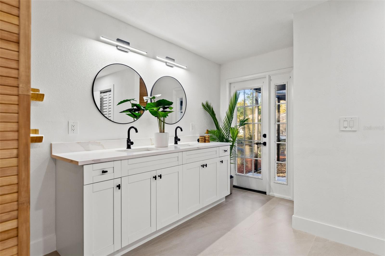 Image 30 of 87 For 8019 River Country Drive