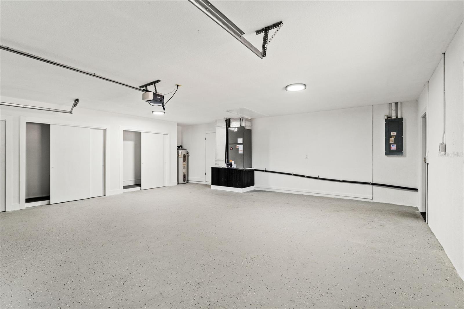 Image 39 of 87 For 8019 River Country Drive