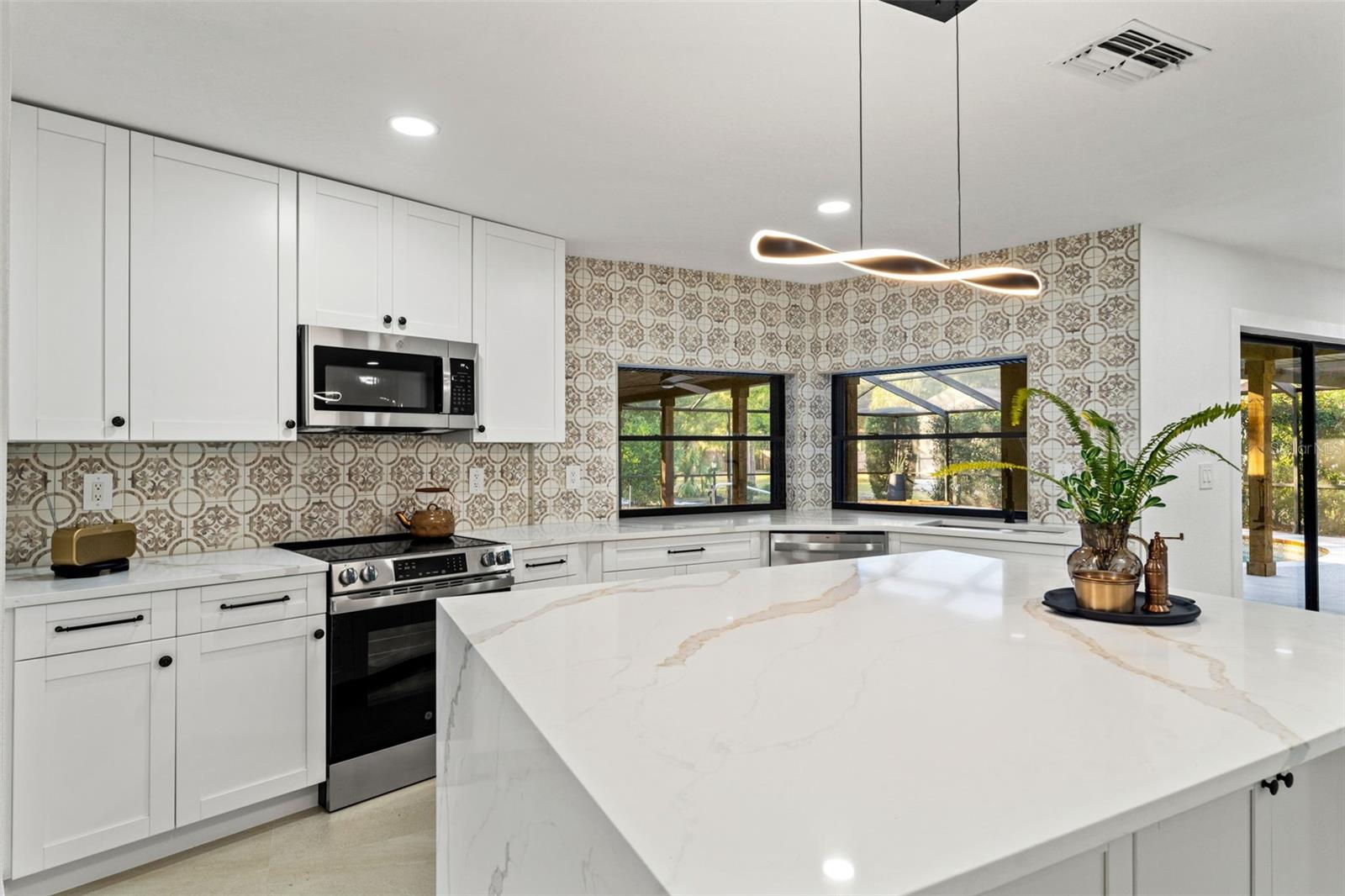 Image 42 of 87 For 8019 River Country Drive