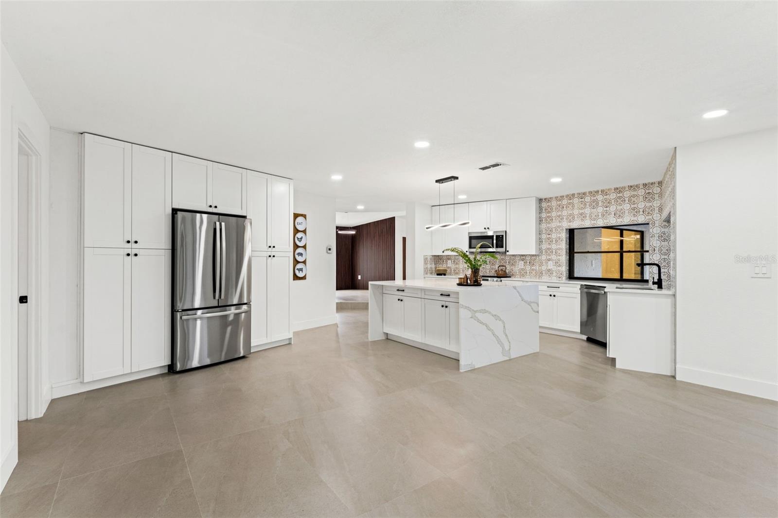 Image 45 of 87 For 8019 River Country Drive