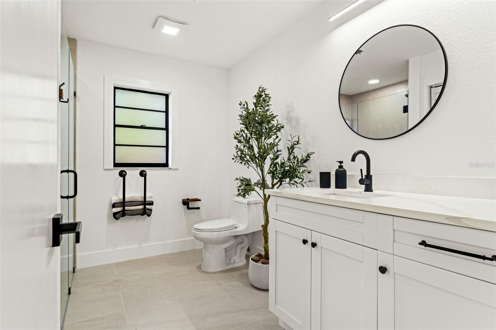 Image 58 of 87 For 8019 River Country Drive