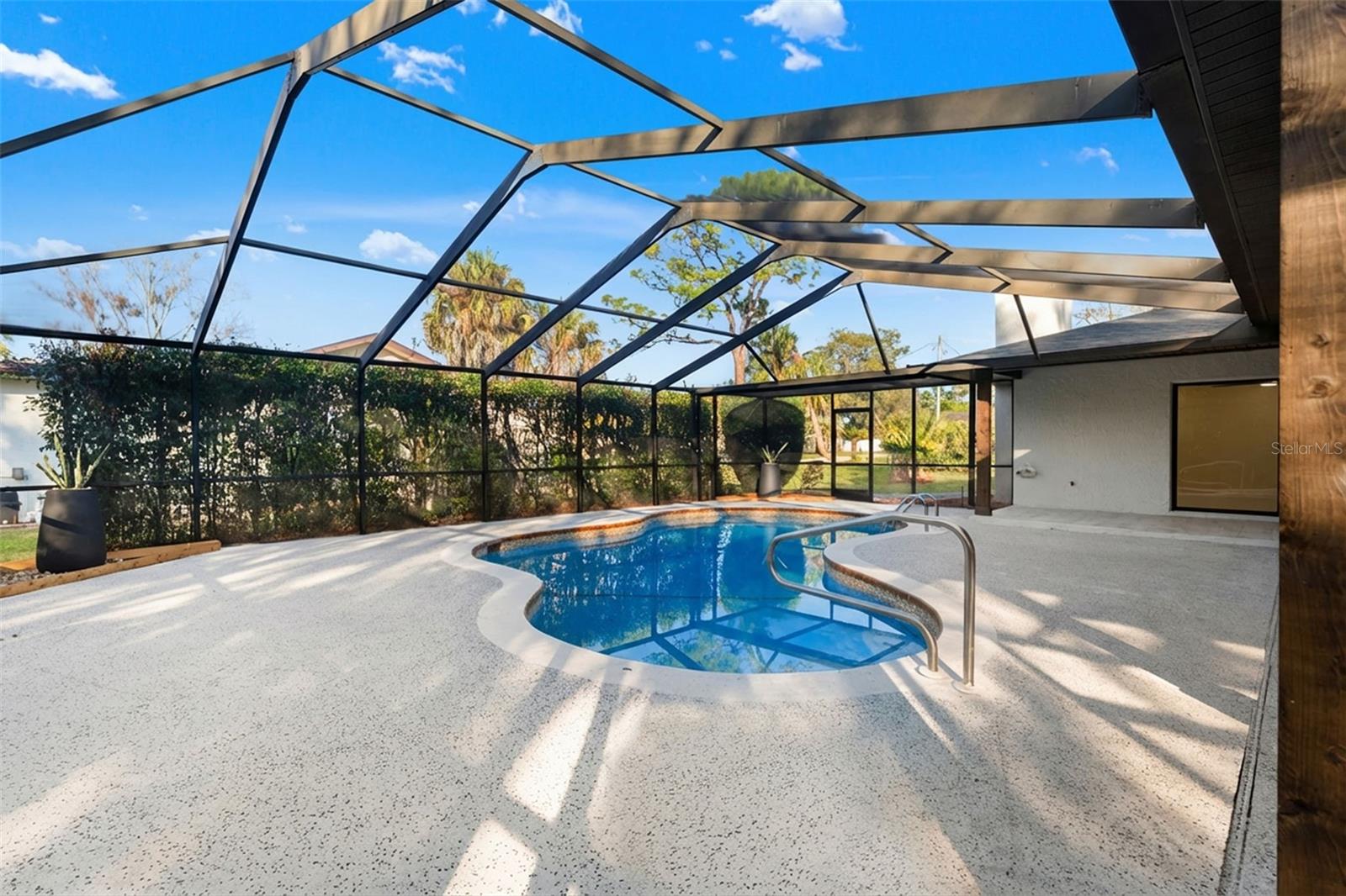 Image 70 of 87 For 8019 River Country Drive