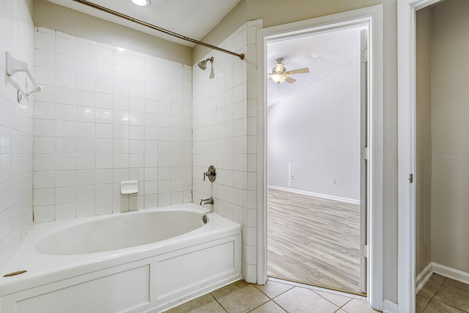 Image 14 of 23 For 4908 Pond Ridge Drive