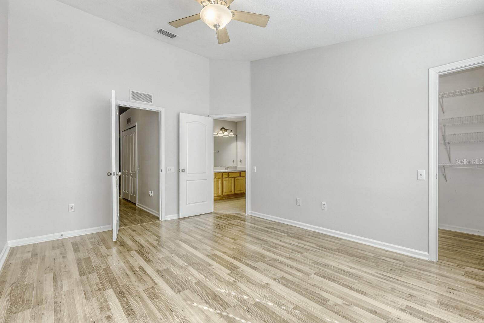 Image 21 of 23 For 4908 Pond Ridge Drive