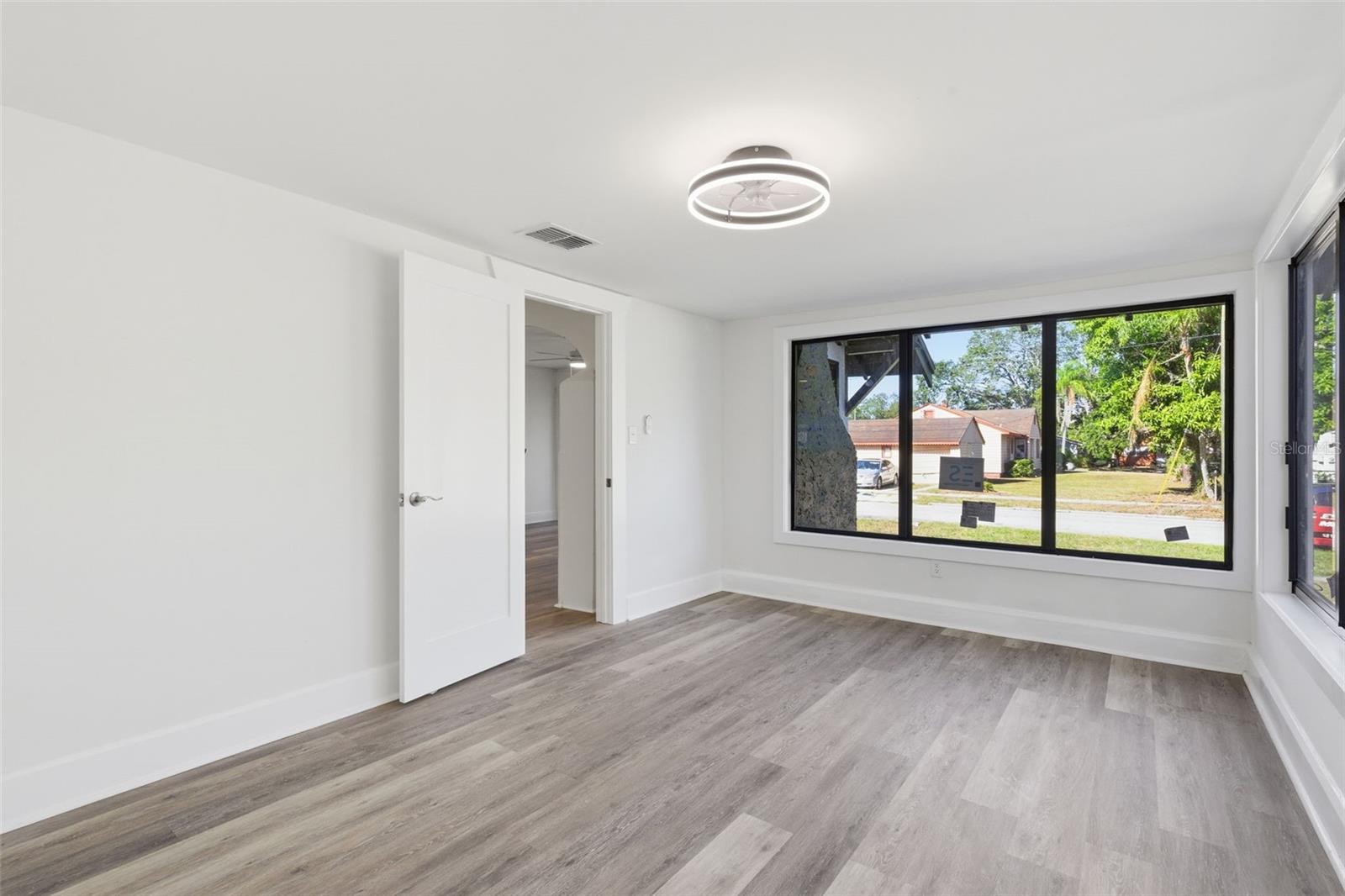 Image 17 of 26 For 1326 13th Avenue S