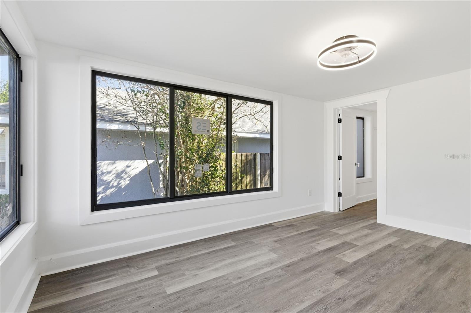 Image 18 of 26 For 1326 13th Avenue S