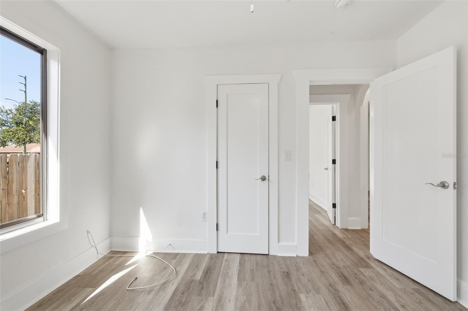 Image 22 of 26 For 1326 13th Avenue S