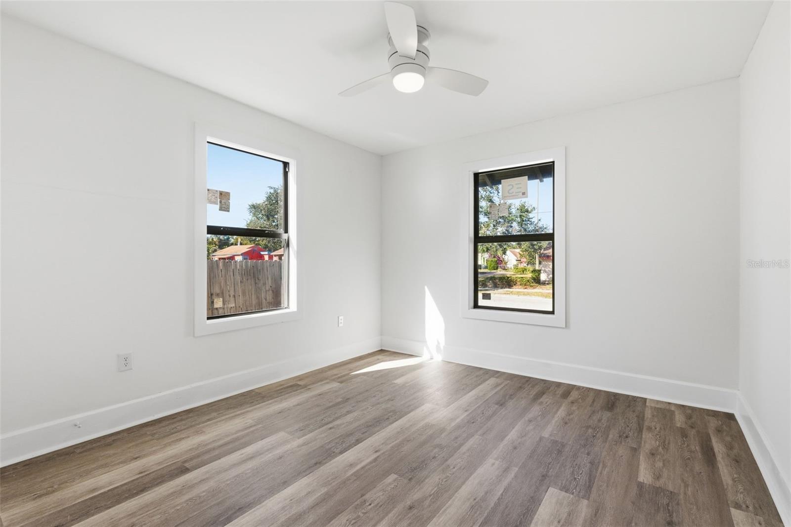 Image 23 of 26 For 1326 13th Avenue S