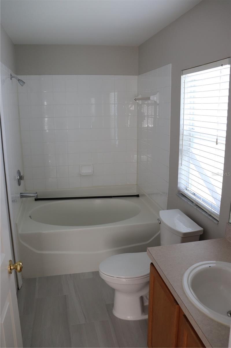 Image 7 of 10 For 6419 Chapel Pines Boulevard