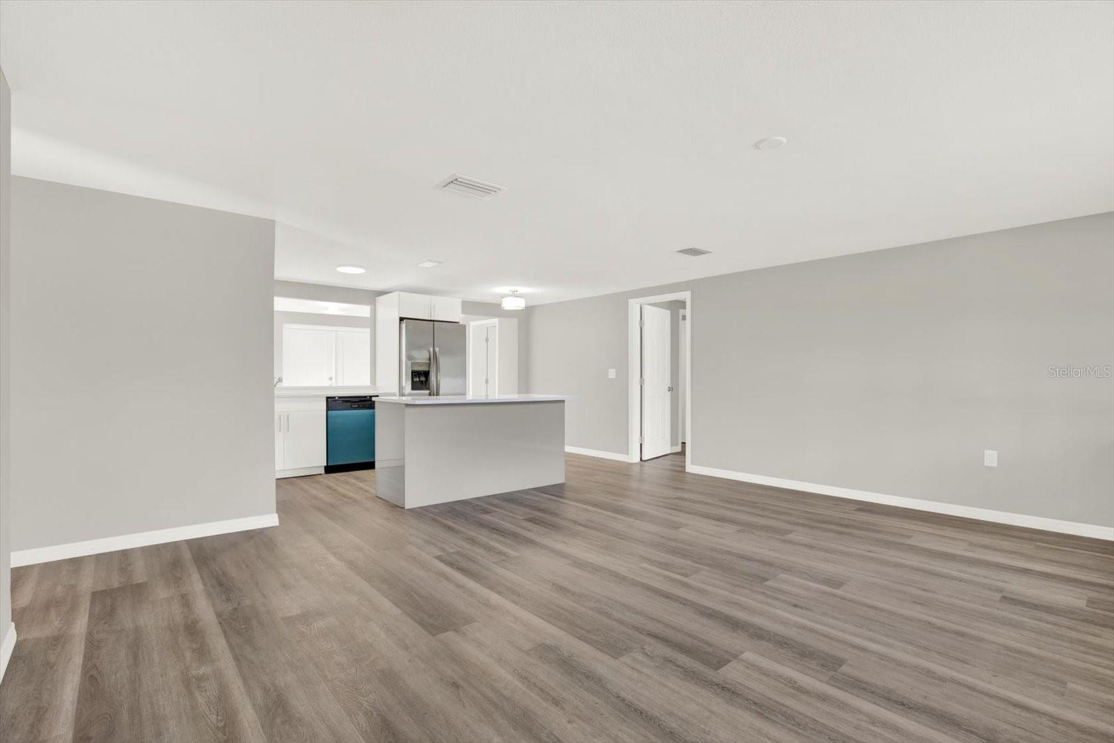 Image 12 of 33 For 12801 College Hill Drive