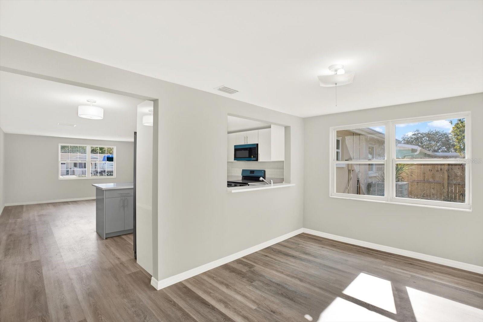 Image 6 of 33 For 12801 College Hill Drive