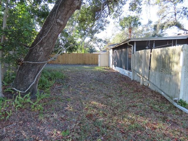 Image 5 of 35 For 9714 53rd Avenue N