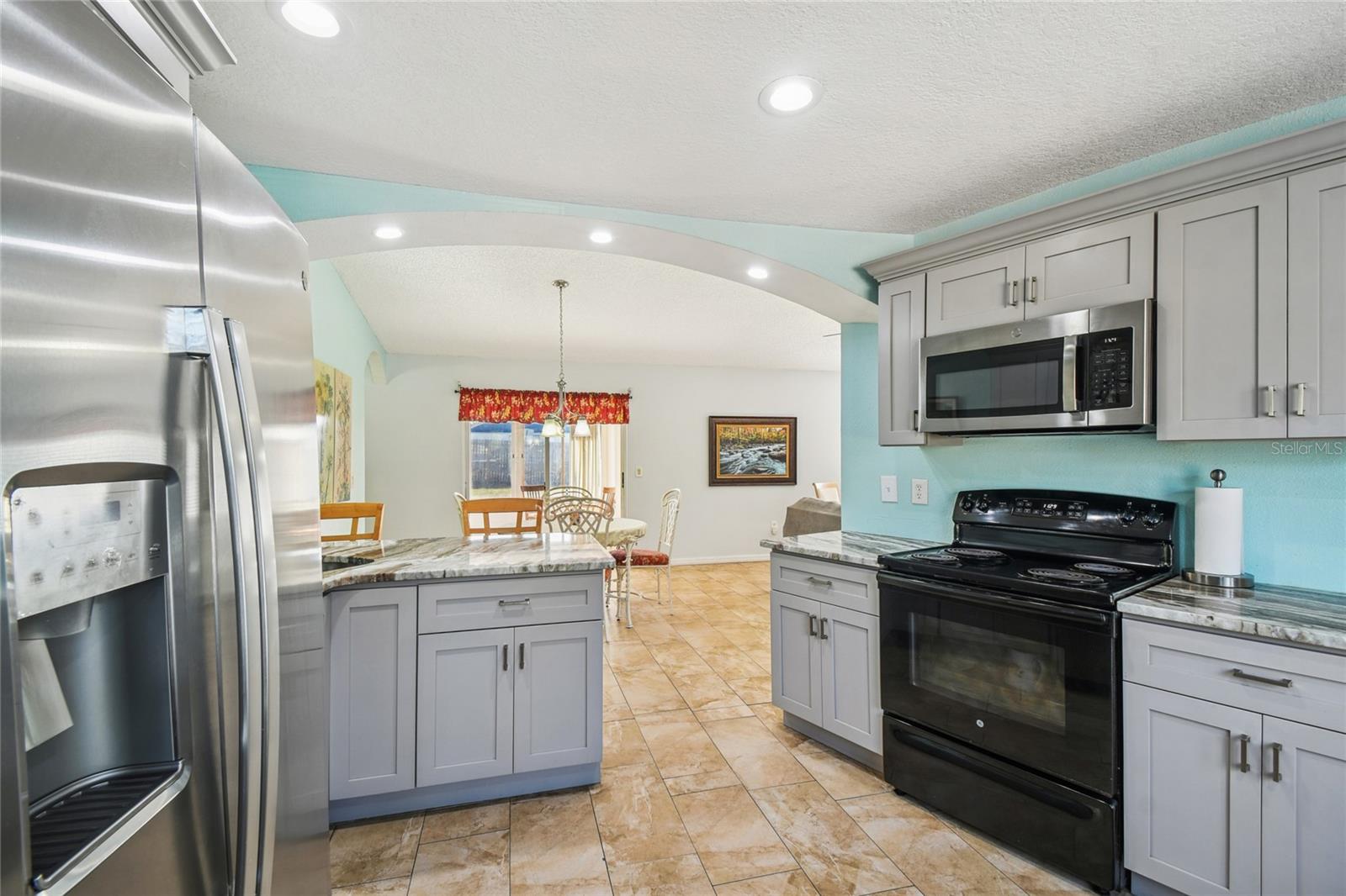 Listing photo id 13 for 13170 Pirate Lane