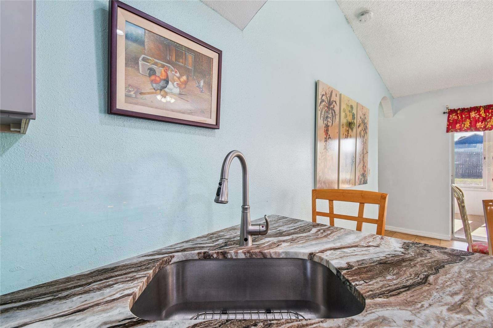 Listing photo id 14 for 13170 Pirate Lane