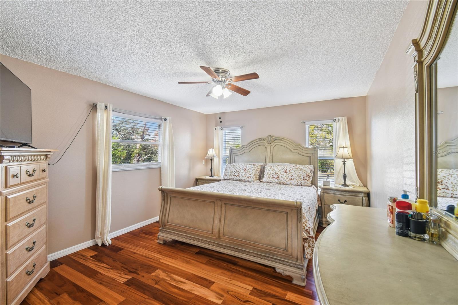 Listing photo id 32 for 13170 Pirate Lane