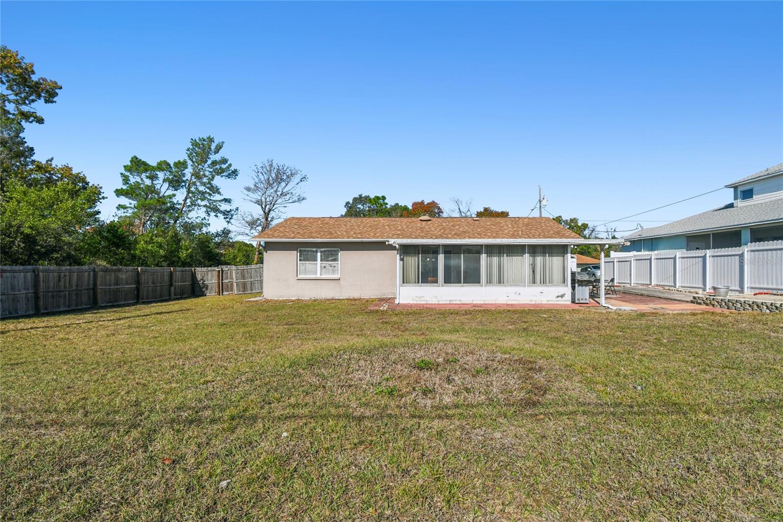 Listing photo id 53 for 13170 Pirate Lane