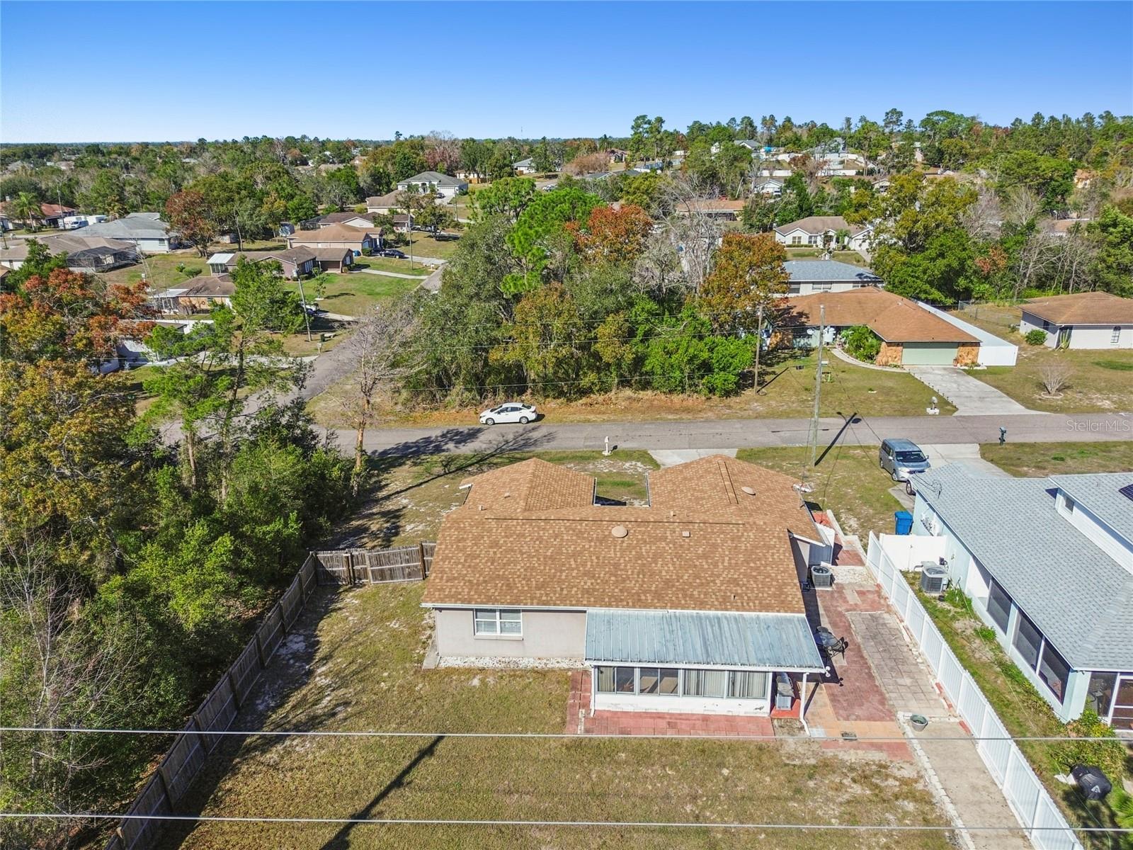 Listing photo id 77 for 13170 Pirate Lane