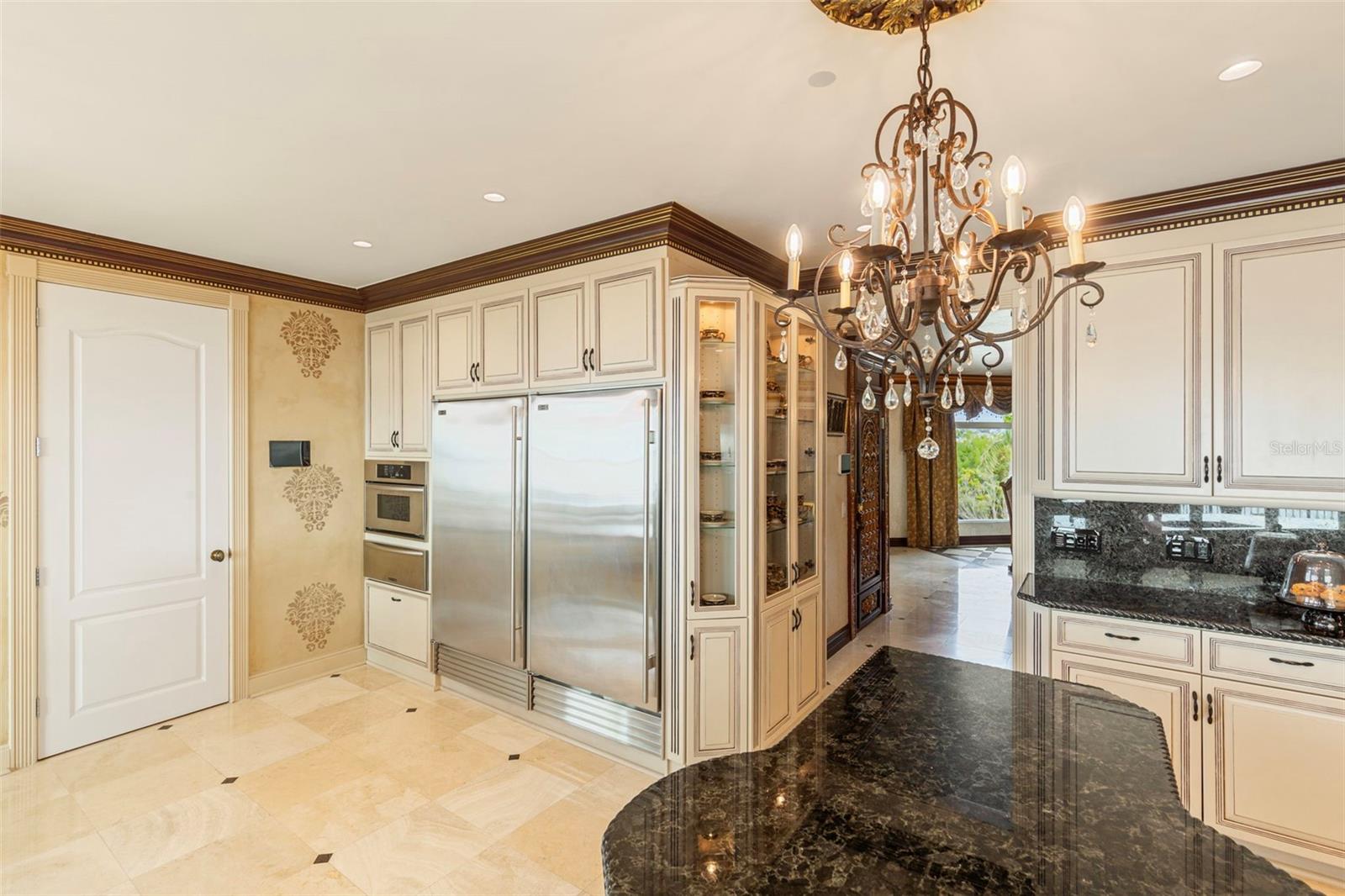 Image 22 of 100 For 2115 Alexis Court