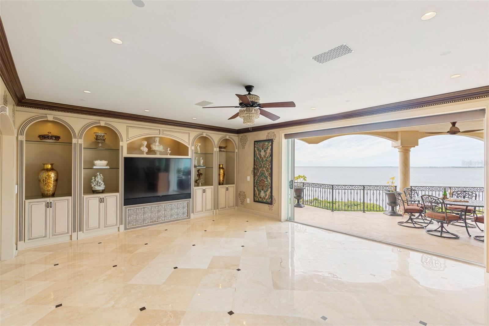 Image 24 of 100 For 2115 Alexis Court