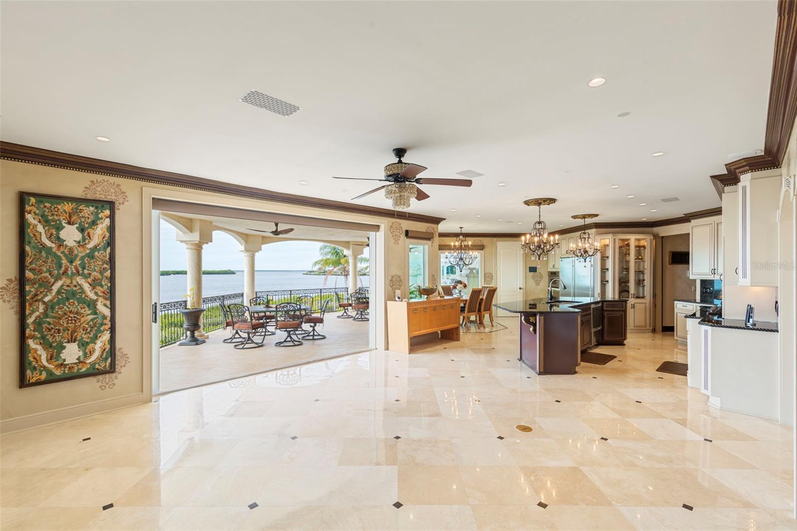 Image 25 of 100 For 2115 Alexis Court