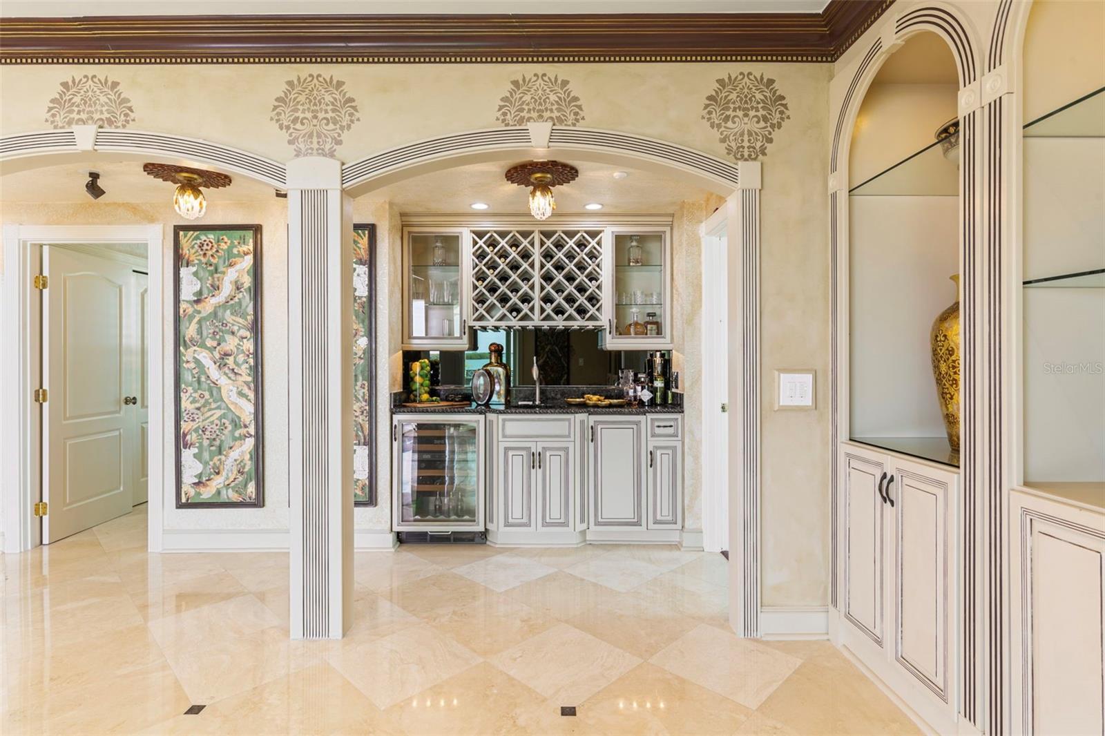 Image 26 of 100 For 2115 Alexis Court