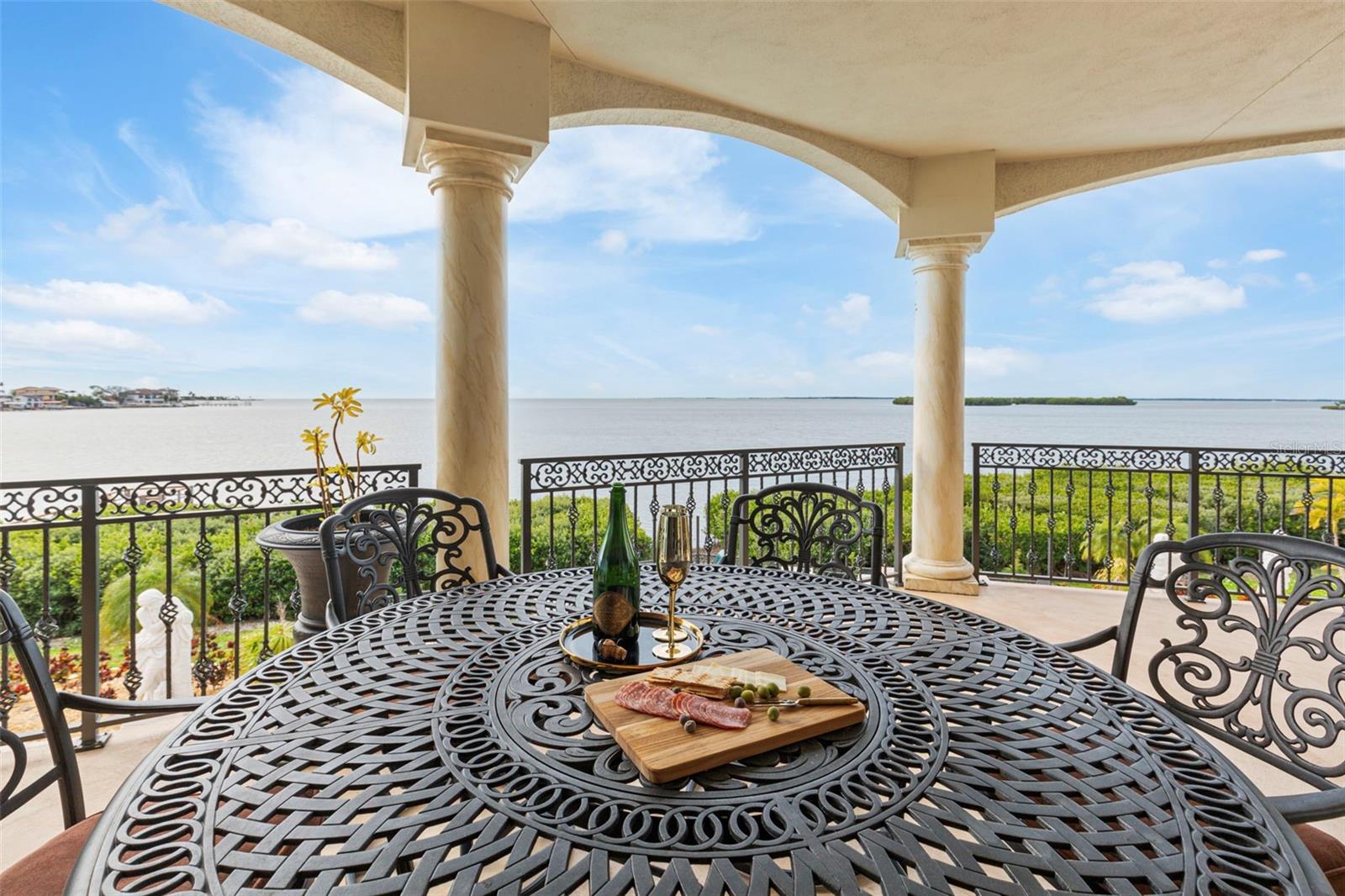 Image 28 of 100 For 2115 Alexis Court