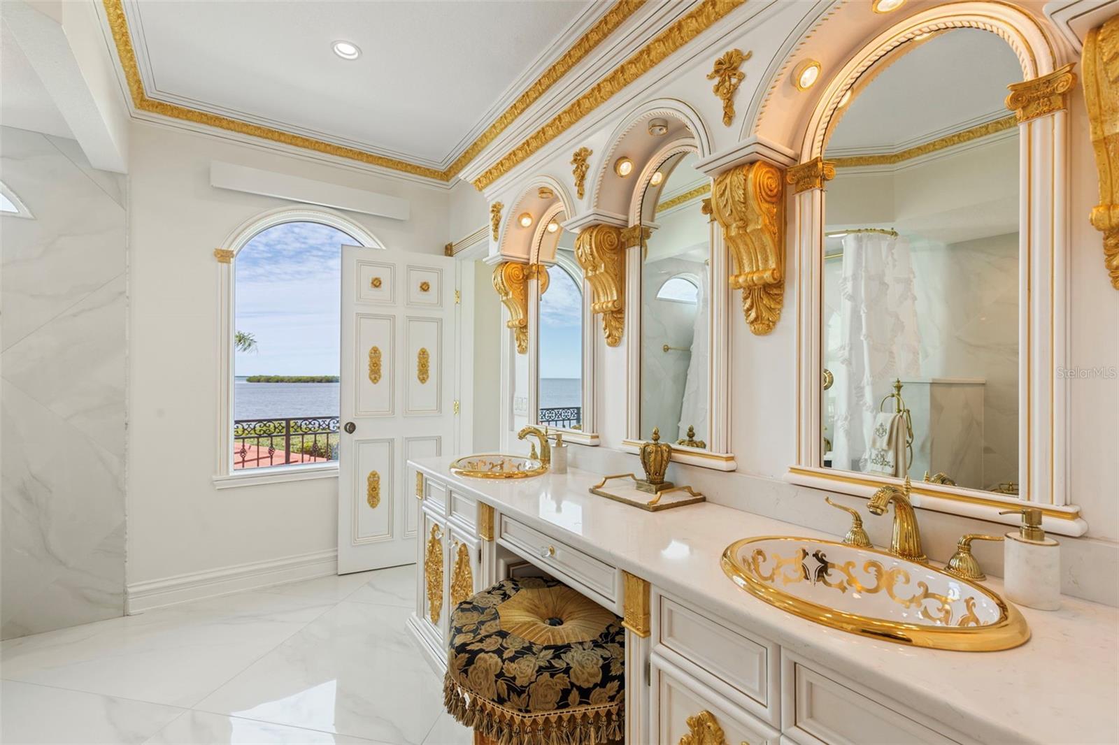 Image 36 of 100 For 2115 Alexis Court