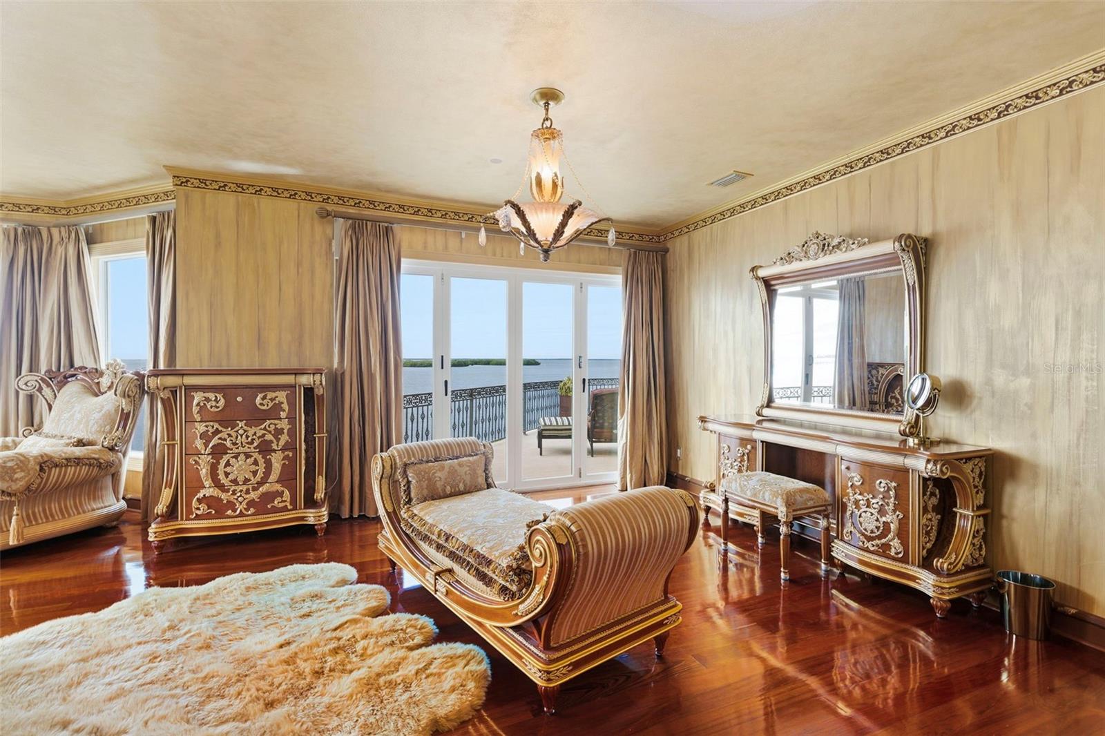 Image 44 of 100 For 2115 Alexis Court