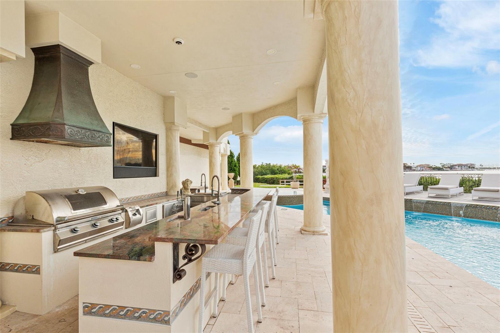 Image 52 of 100 For 2115 Alexis Court