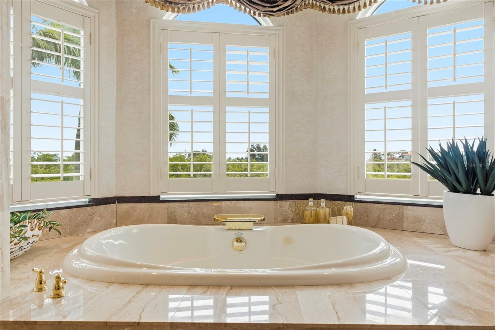 Image 68 of 100 For 2115 Alexis Court