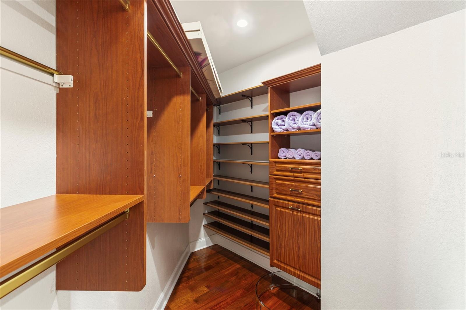 Image 71 of 100 For 2115 Alexis Court