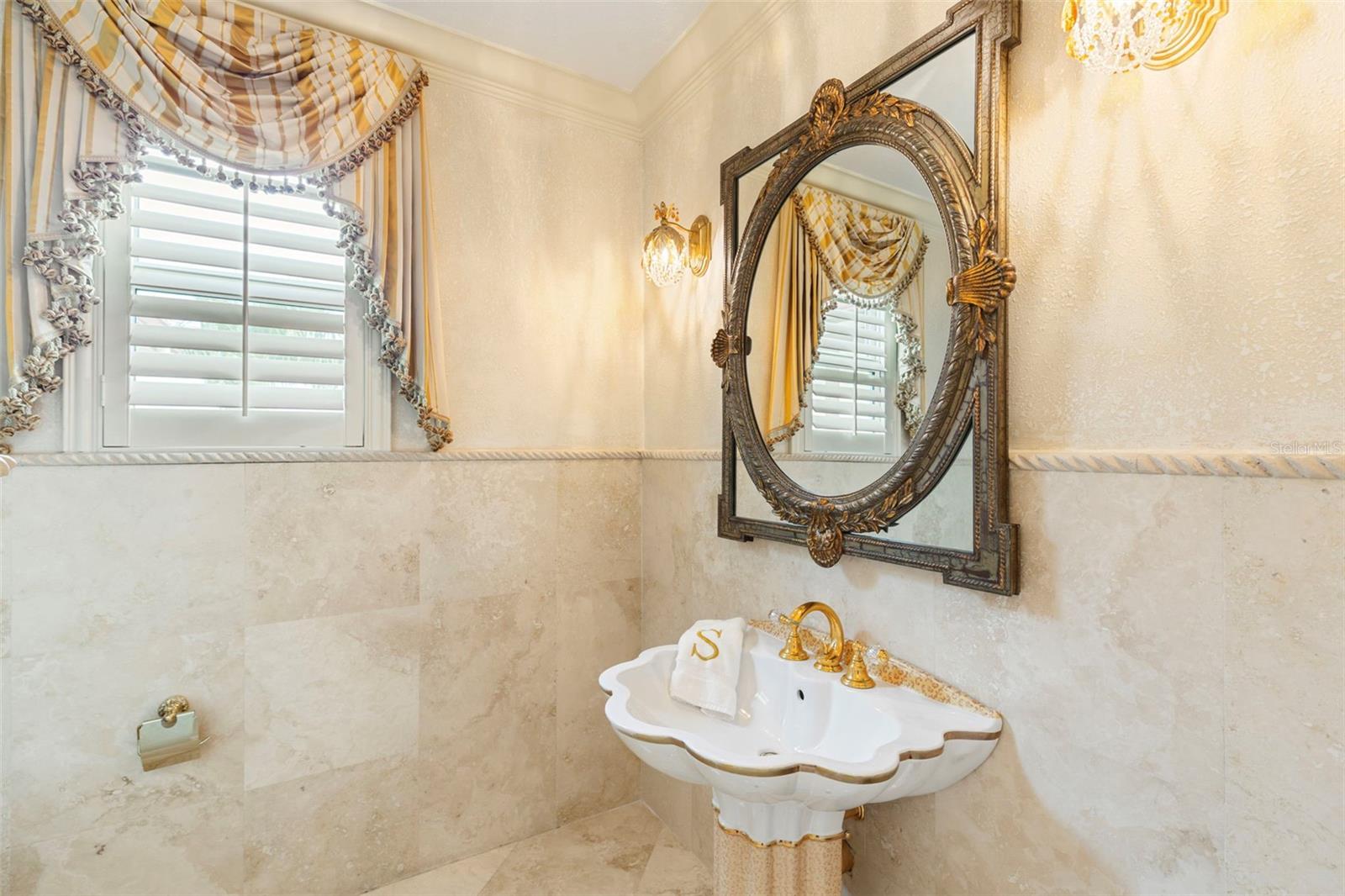 Image 76 of 100 For 2115 Alexis Court